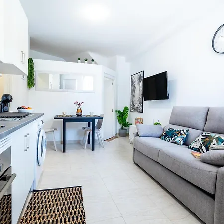 Apartment K1. Cozy Flores With Pool Costa Adeje (Tenerife)