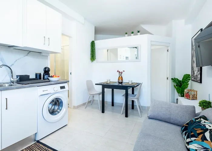 K1. Cozy Flores With Pool Appartement