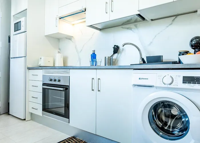 K1. Cozy Flores With Pool Appartement *