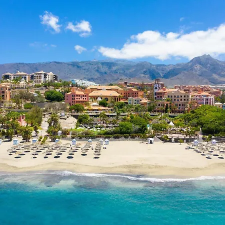 K1. Cozy Flores With Pool Адехе