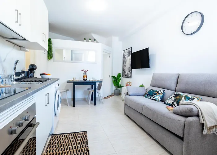 Apartamento K1. Cozy Flores With Pool Costa Adeje (Tenerife)